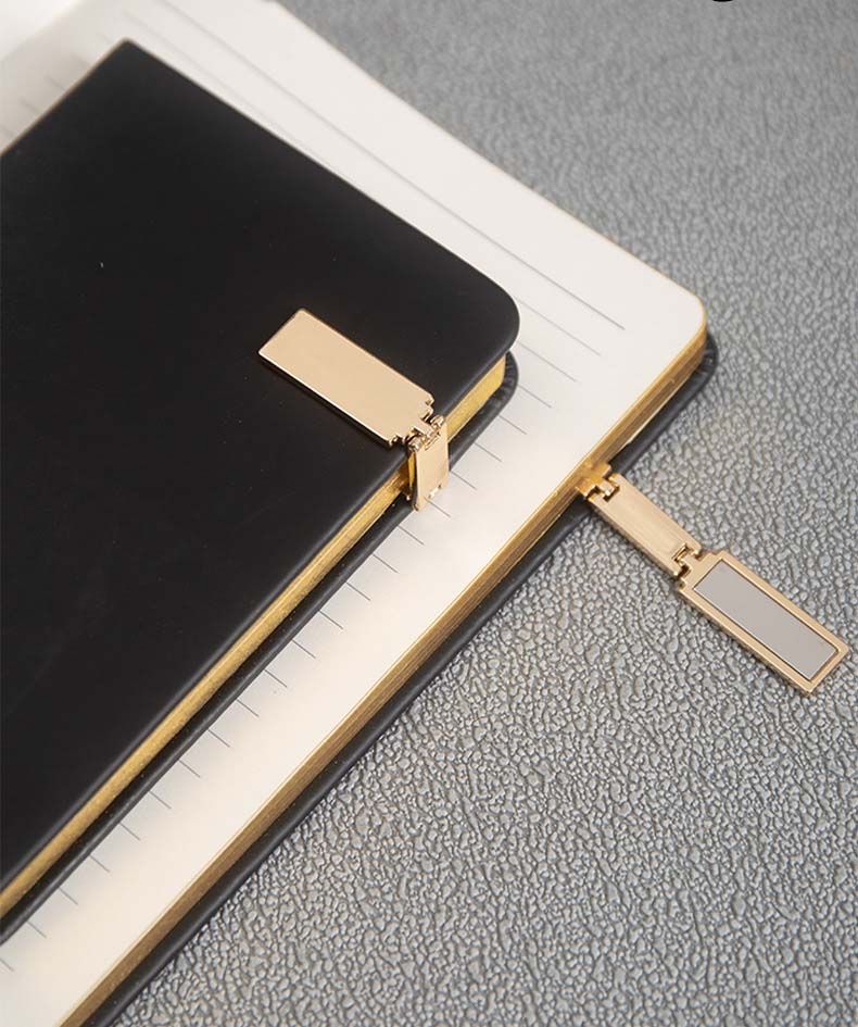 Metal Buckle of Notebook 1