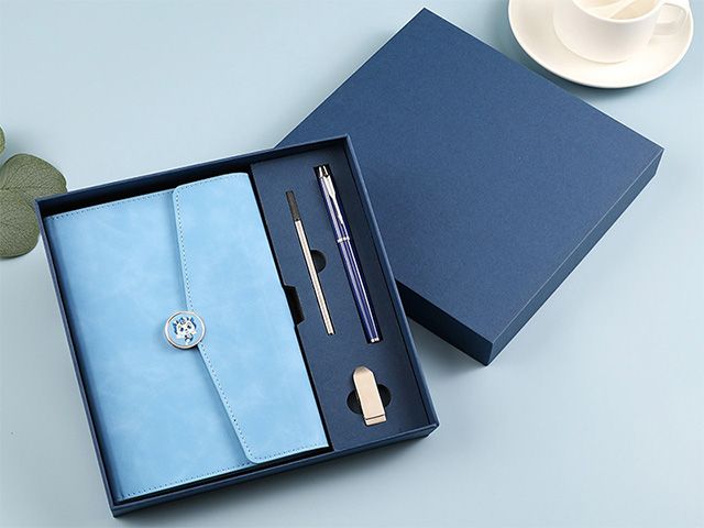 Three Fold A5 Buckle PU Leather Notebook Gift Set
