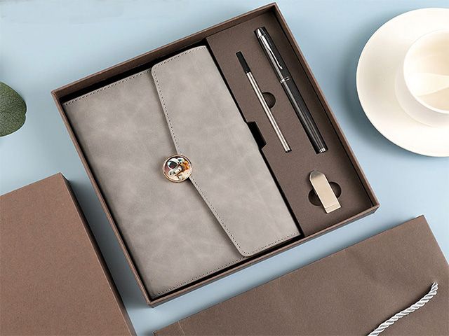 Three Fold A5 Buckle PU Leather Notebook Gift Set