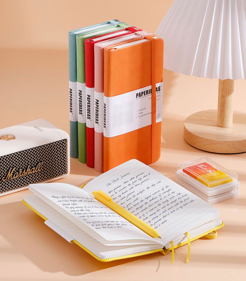 personalized leather planner 1