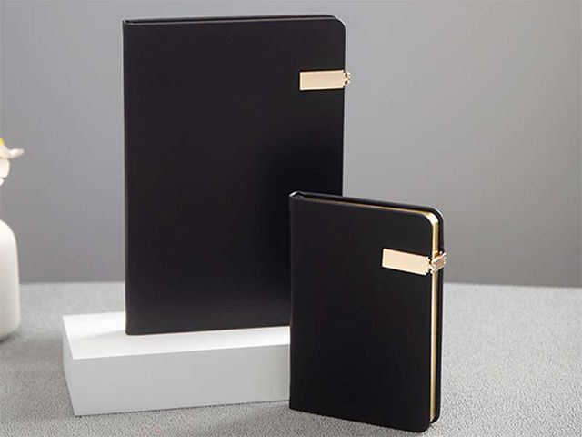Metal Buckle Leather Cover Foil Edge Journal Printing