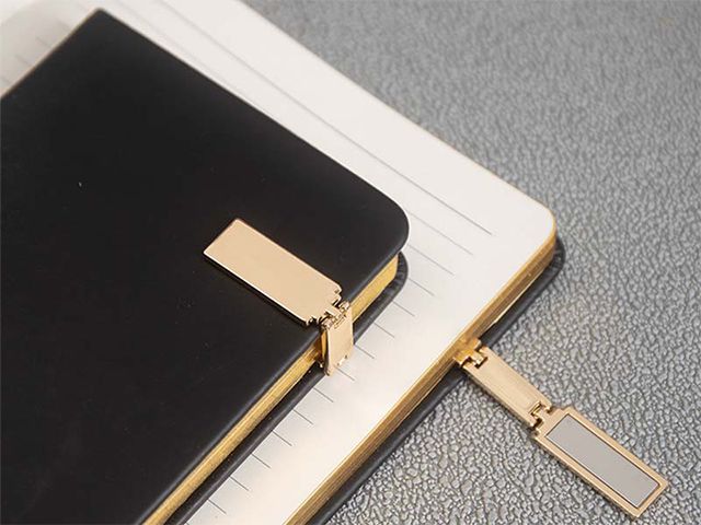 Metal Buckle Leather Cover Foil Edge Journal Printing