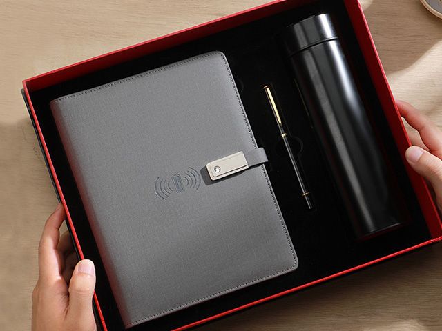 Custom Logo Power Bank Notebook Gift Set